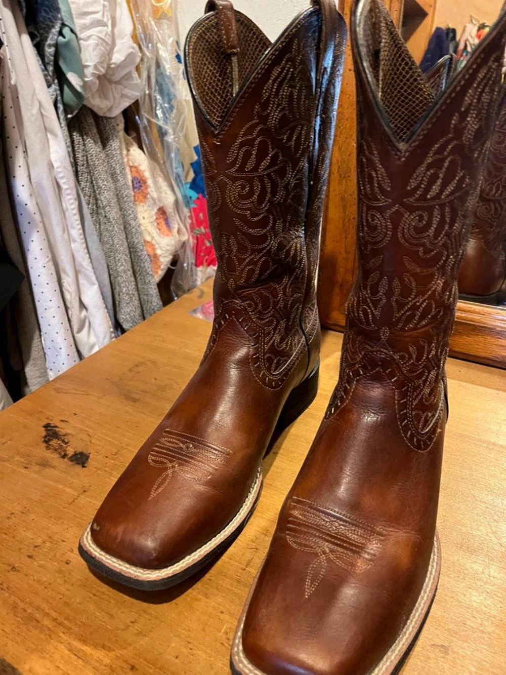 Women’s Brown Western Leather Cowboy Boots